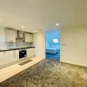  Apartment Layrek 1 Bedroom Flat United Kingdom