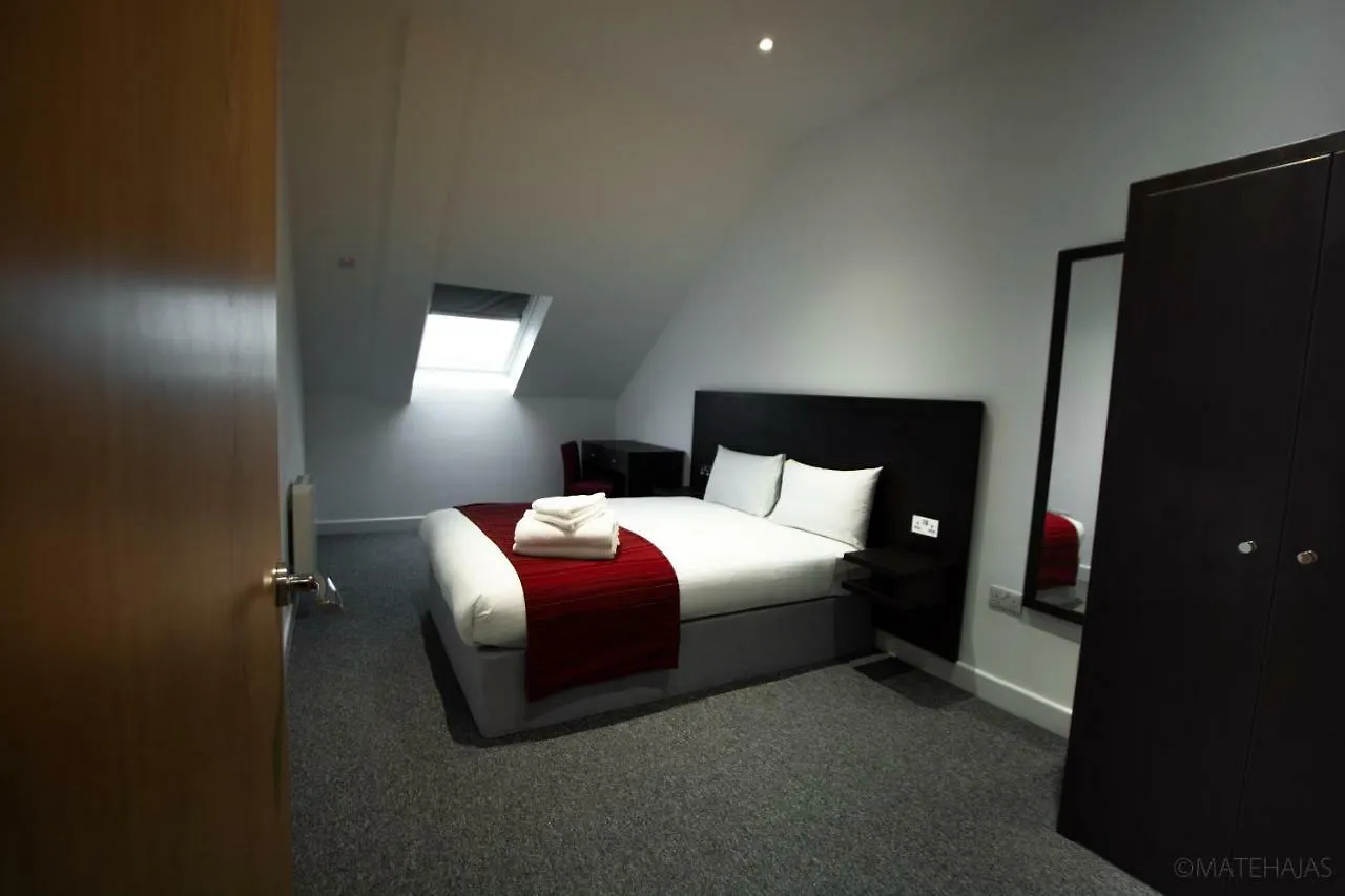 Somerville Apartments London Heathrow Hillingdon